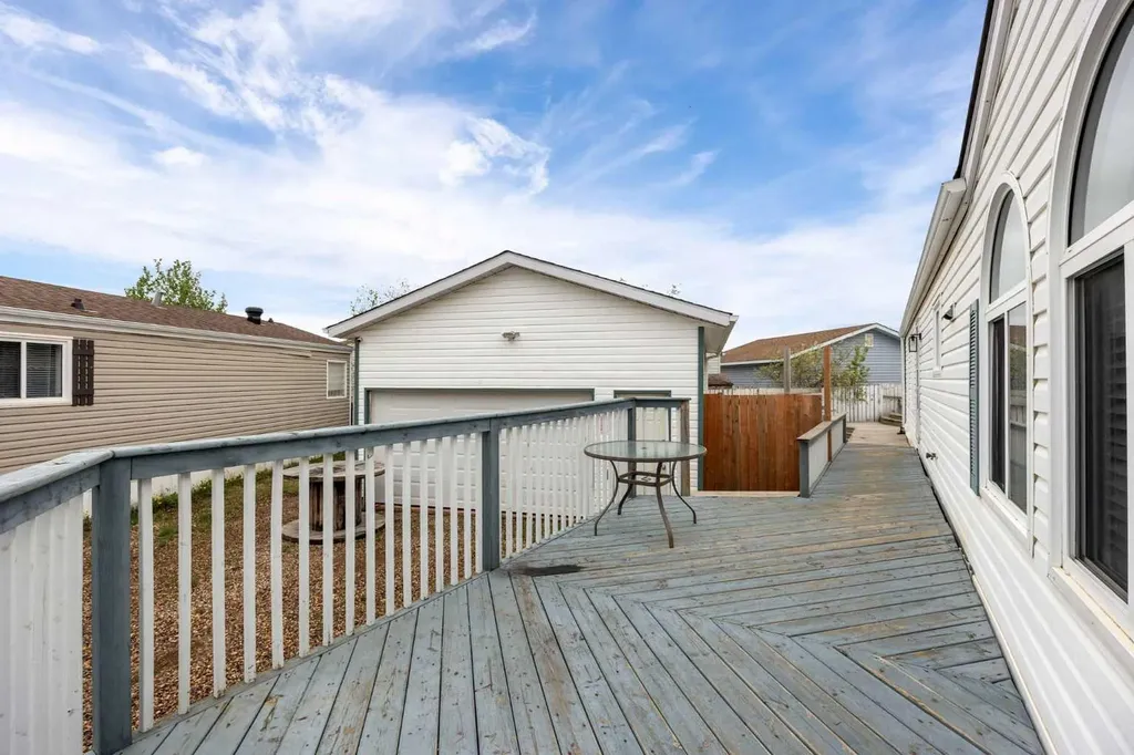 147 Cree Lane Fort Mcmurray AB T9K 1Y5