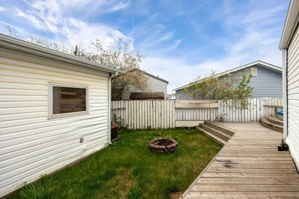 147 Cree Lane Fort Mcmurray AB T9K 1Y5