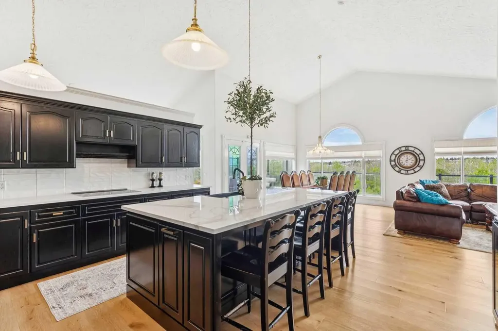 84 Edenstone Way NW Calgary AB T3A3Z1
