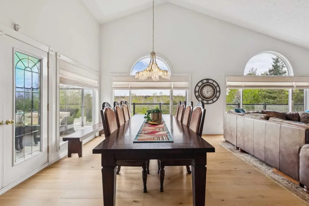84 Edenstone Way NW Calgary AB T3A3Z1