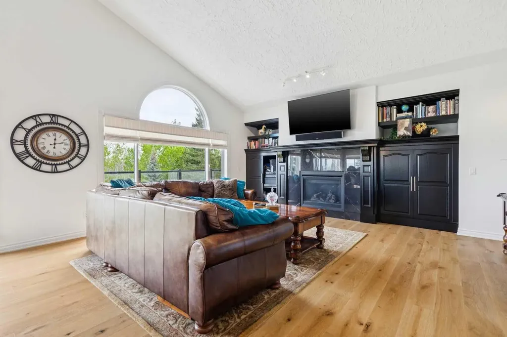 84 Edenstone Way NW Calgary AB T3A3Z1