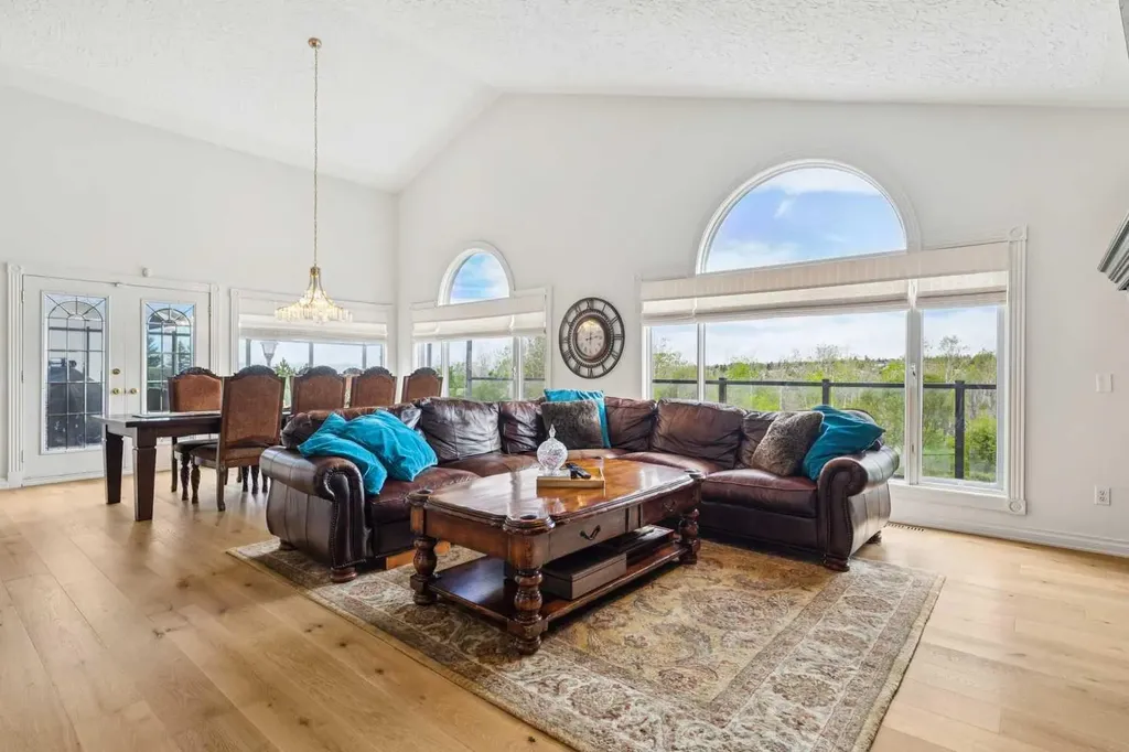 84 Edenstone Way NW Calgary AB T3A3Z1