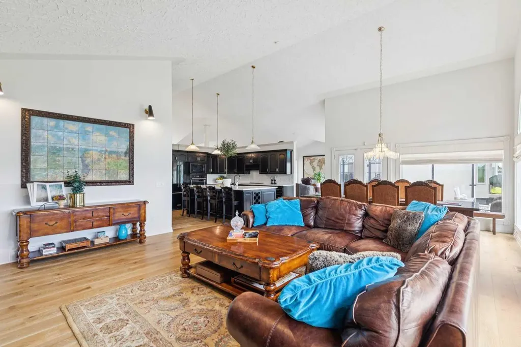 84 Edenstone Way NW Calgary AB T3A3Z1