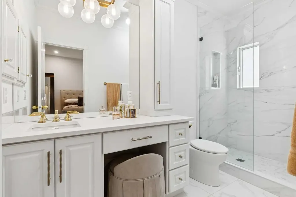84 Edenstone Way NW Calgary AB T3A3Z1