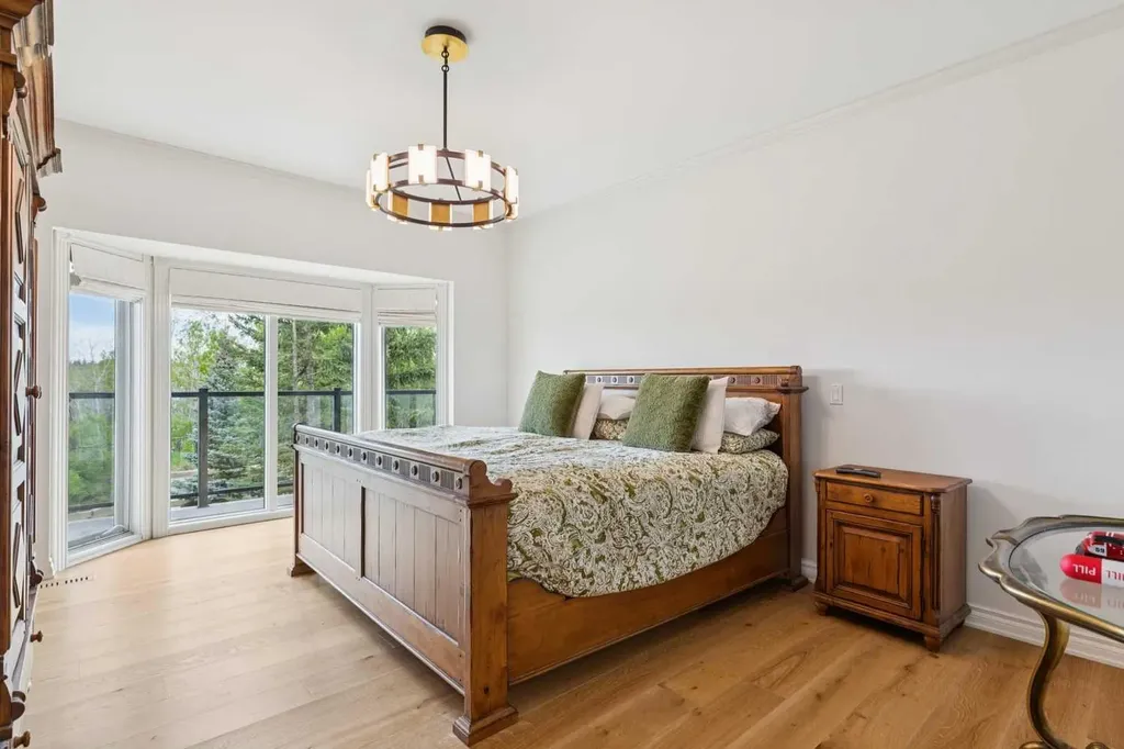 84 Edenstone Way NW Calgary AB T3A3Z1
