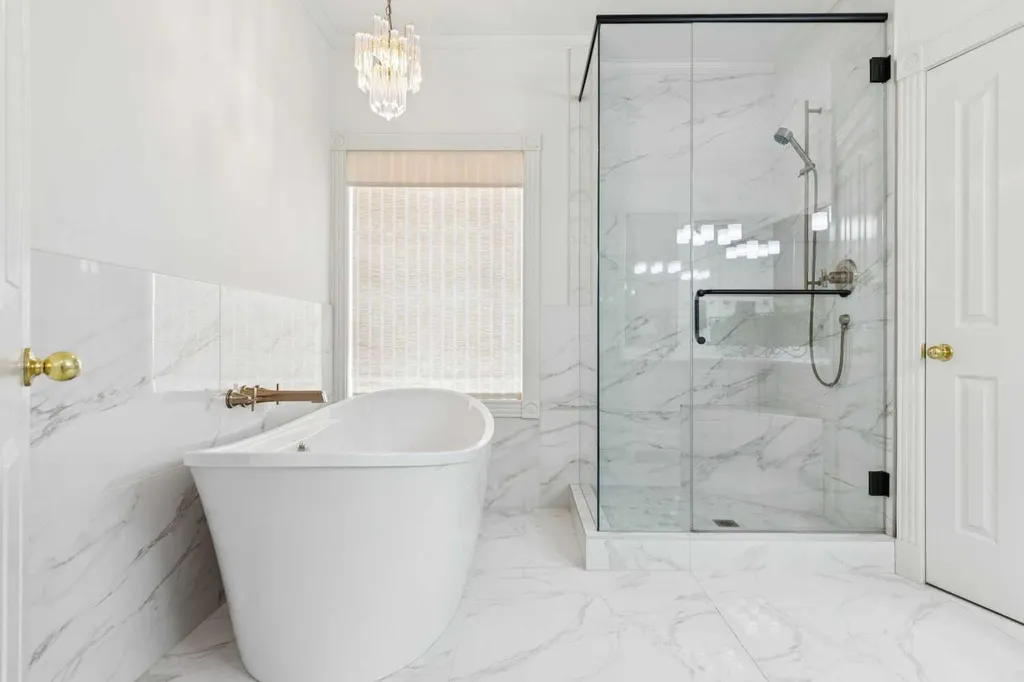 84 Edenstone Way NW Calgary AB T3A3Z1