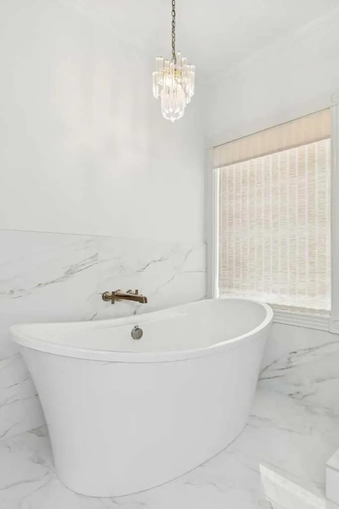 84 Edenstone Way NW Calgary AB T3A3Z1