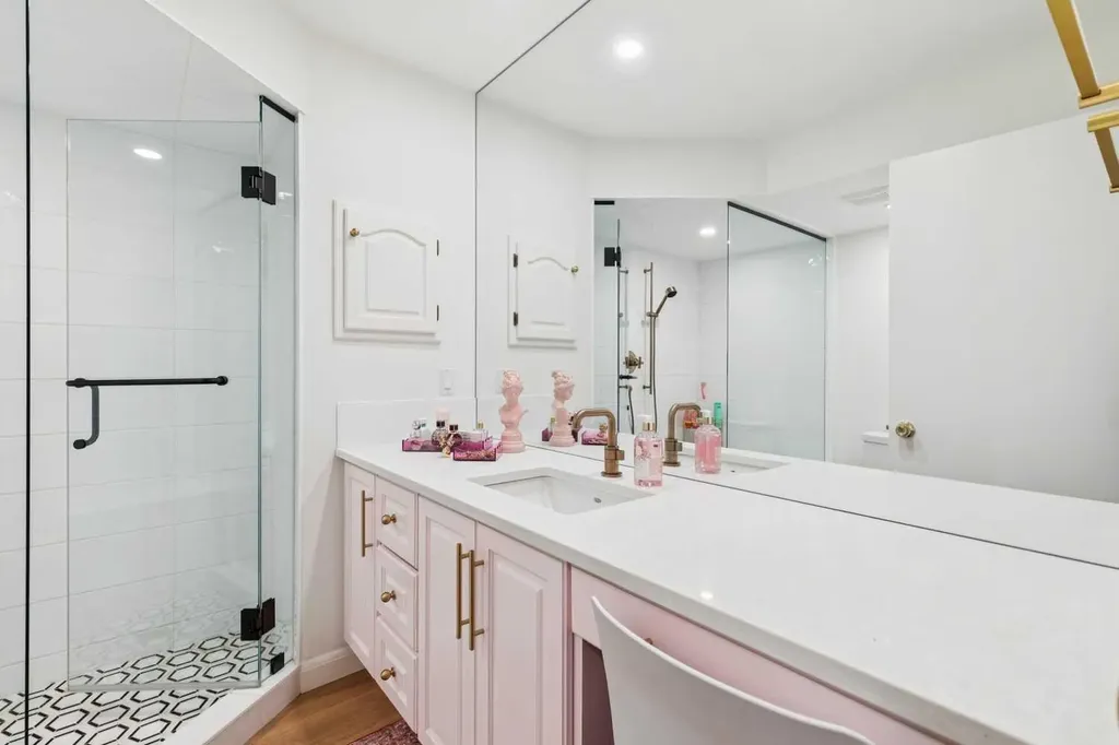 84 Edenstone Way NW Calgary AB T3A3Z1