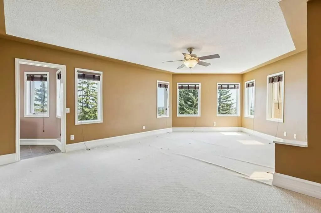 20 Patterson Mews SW Calgary AB T3H 2C7
