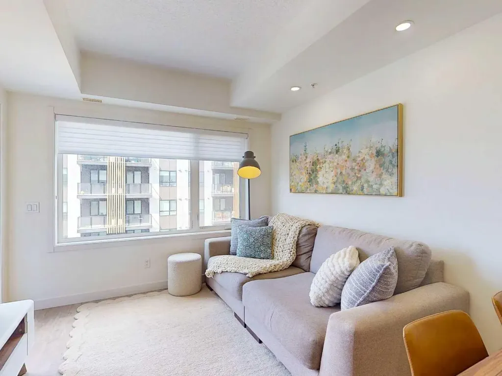 3450 19 Street SW Calgary AB T2T6V7
