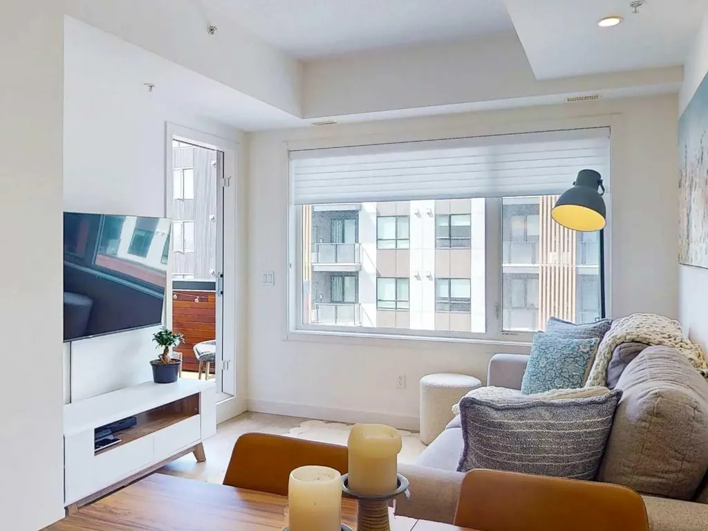 3450 19 Street SW Calgary AB T2T6V7