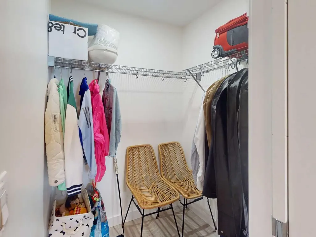 3450 19 Street SW Calgary AB T2T6V7