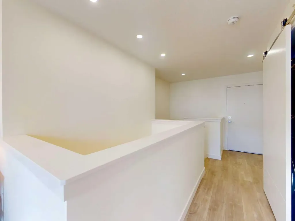 3450 19 Street SW Calgary AB T2T6V7