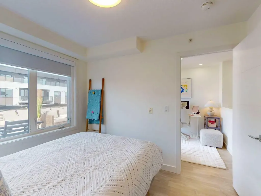 3450 19 Street SW Calgary AB T2T6V7