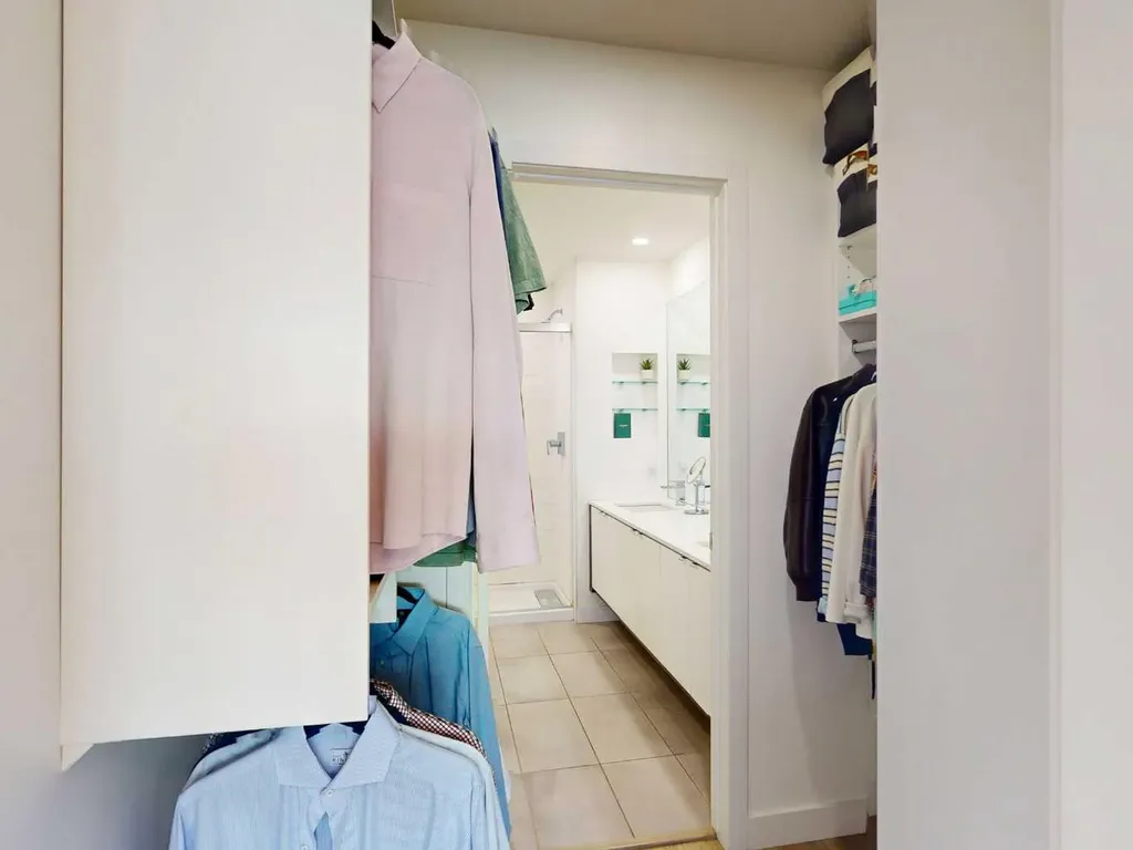 3450 19 Street SW Calgary AB T2T6V7