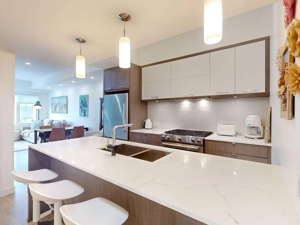 3450 19 Street SW Calgary AB T2T6V7