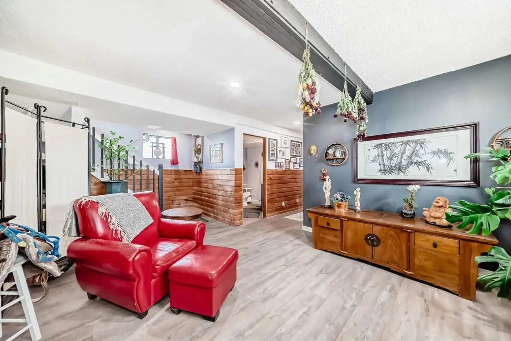 225079 Range Road 245 Rural Wheatland County AB T1P 0N5