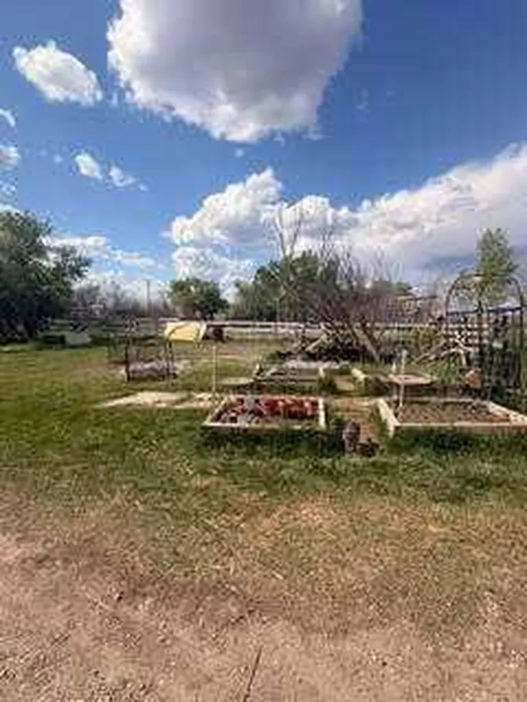 225079 Range Road 245 Rural Wheatland County AB T1P 0N5