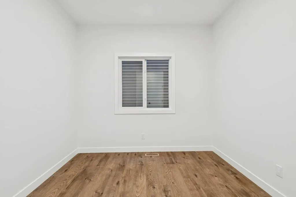 73 Sora Gate SE Calgary AB T3S0V3