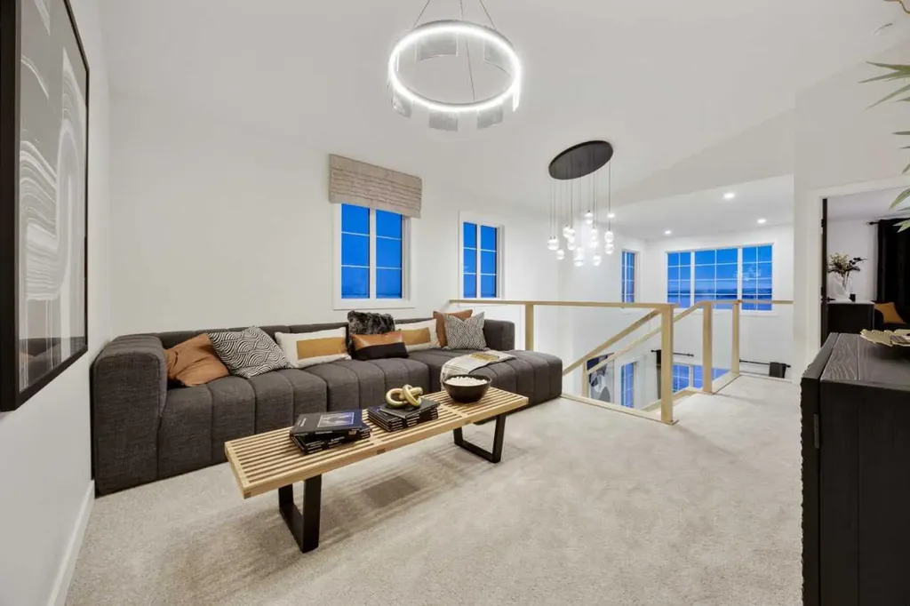 73 Sora Gate SE Calgary AB T3S0V3