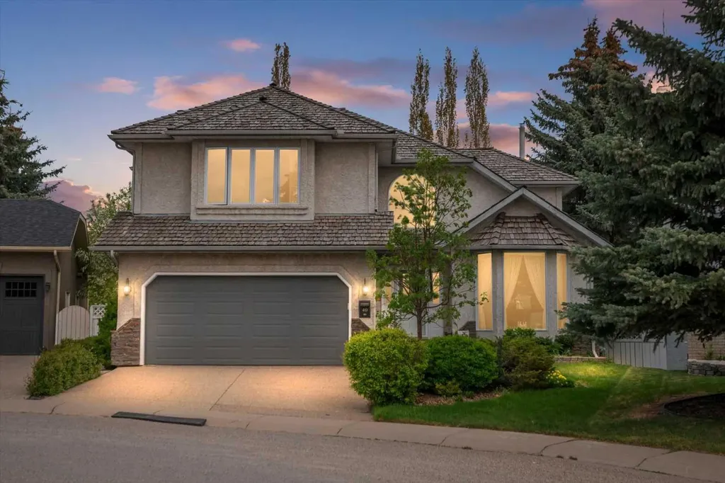 40 Scenic Ridge Place NW Calgary AB T3L 1V3