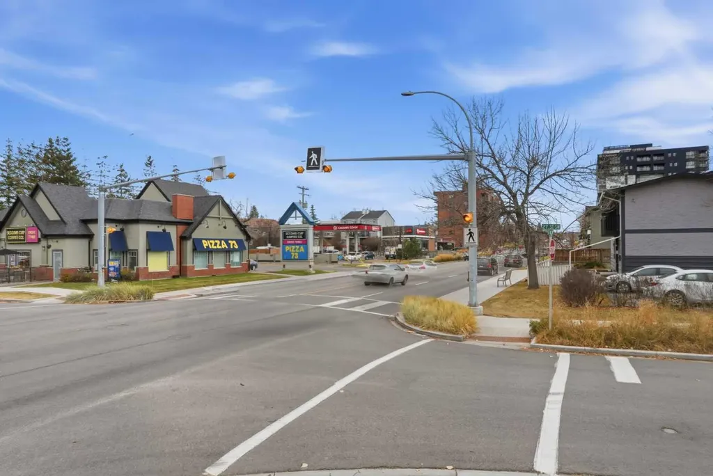 2804 17 Avenue SW Calgary AB T3E 6K8