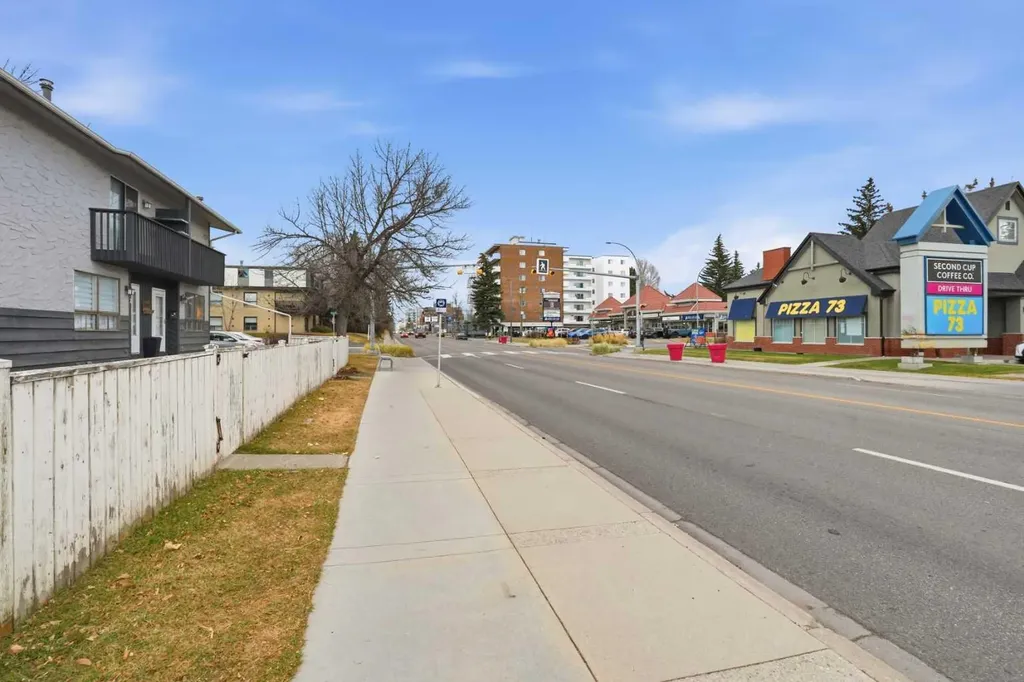 2804 17 Avenue SW Calgary AB T3E 6K8