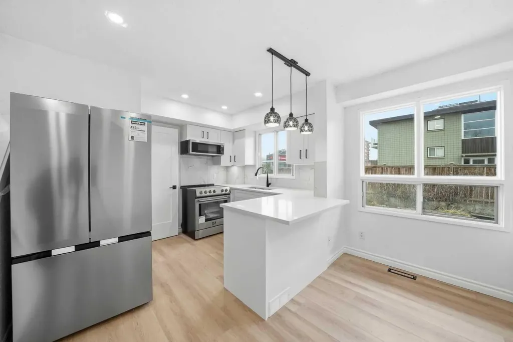 2804 17 Avenue SW Calgary AB T3E 6K8