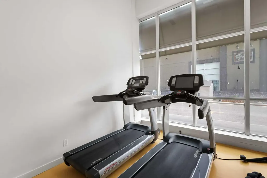 3820 Brentwood Road NW Calgary AB T2L 2L5