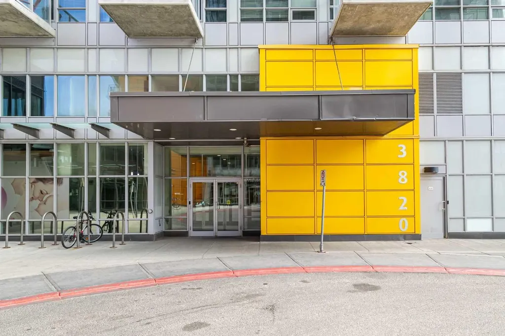 3820 Brentwood Road NW Calgary AB T2L 2L5