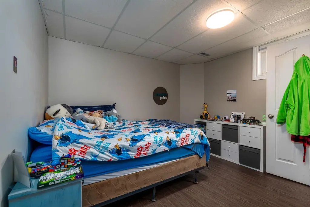4005 60th Avenue Lloydminster AB T9V2R9