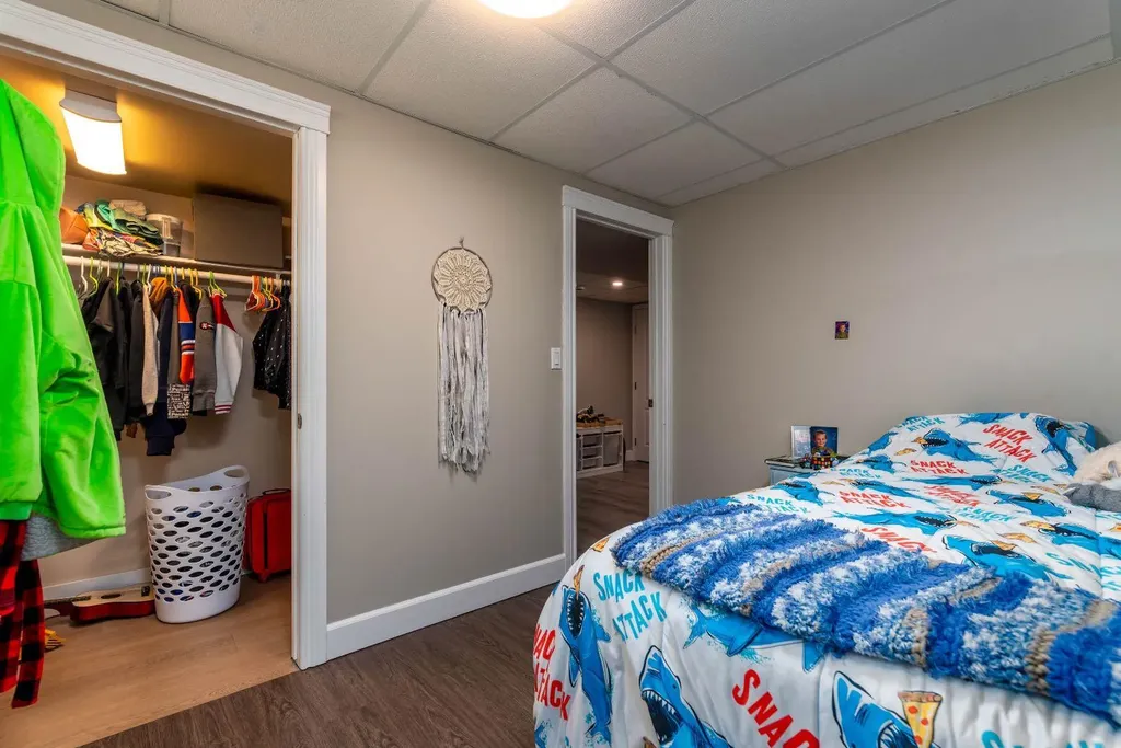 4005 60th Avenue Lloydminster AB T9V2R9