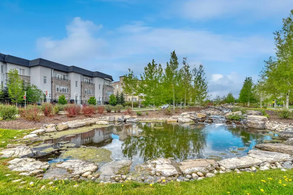 6 Quarry Gate SE Calgary AB T2C5M9