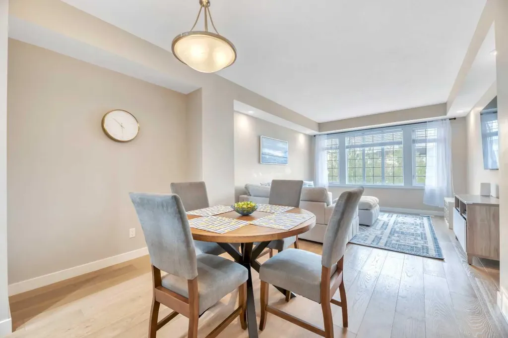 6 Quarry Gate SE Calgary AB T2C5M9