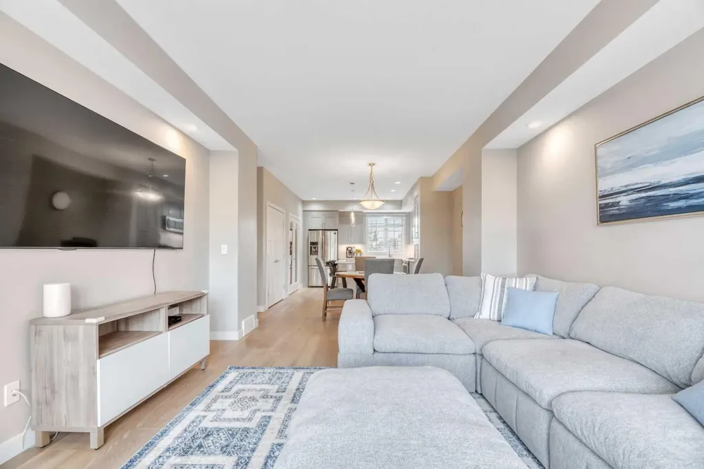 6 Quarry Gate SE Calgary AB T2C5M9