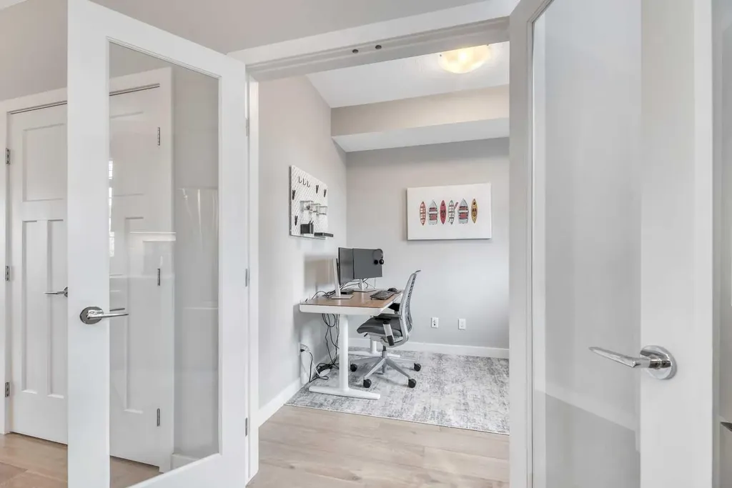 6 Quarry Gate SE Calgary AB T2C5M9