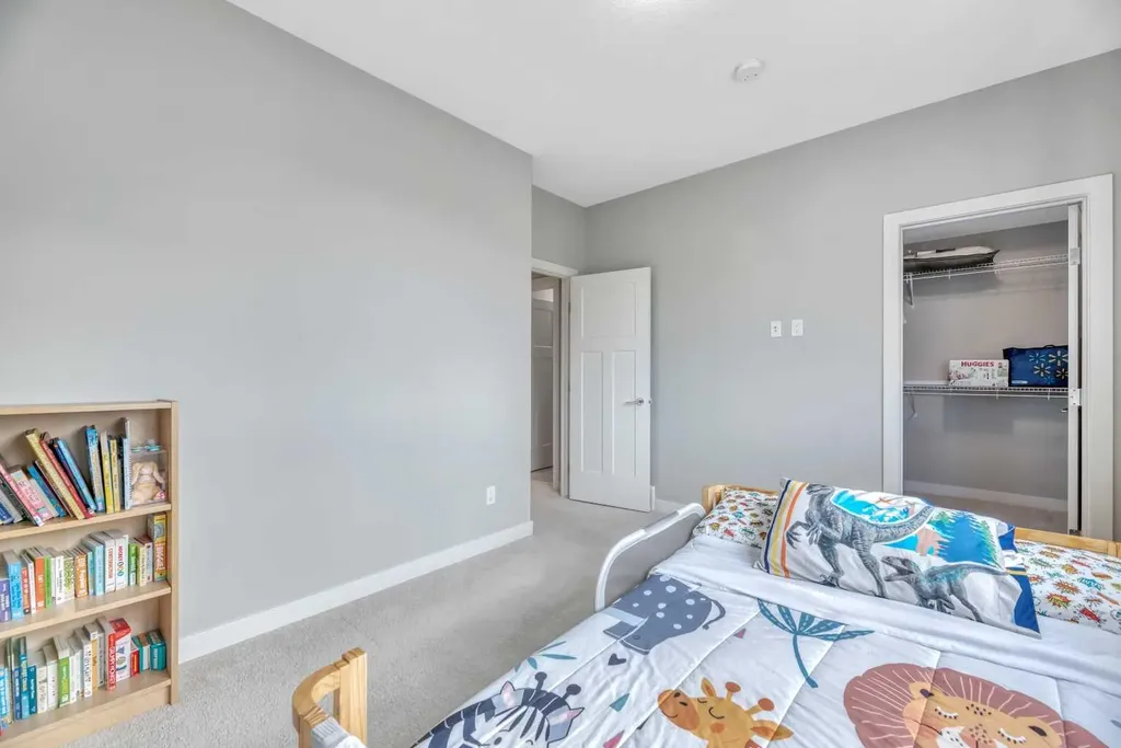 6 Quarry Gate SE Calgary AB T2C5M9