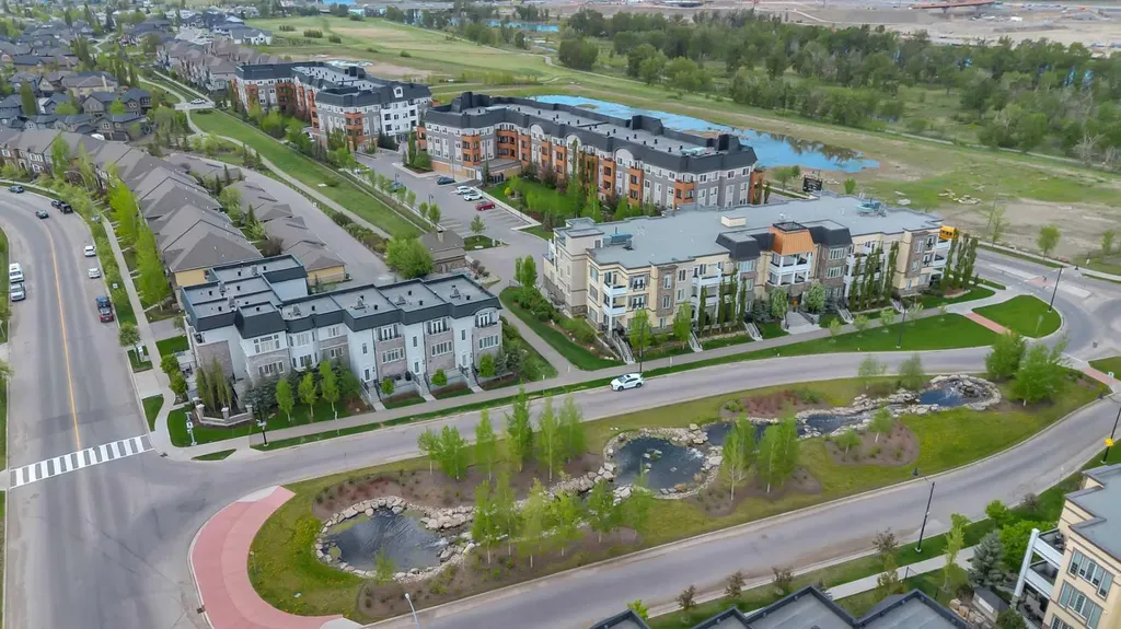 6 Quarry Gate SE Calgary AB T2C5M9