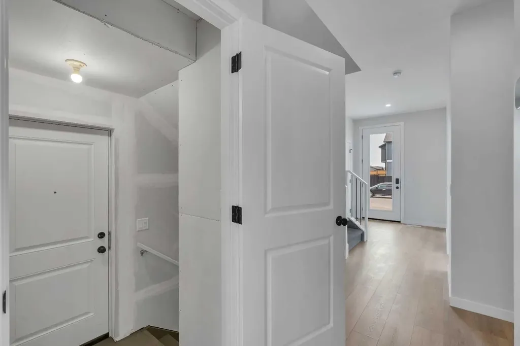 76 Heirloom Drive SE Calgary AB T3M 2M6