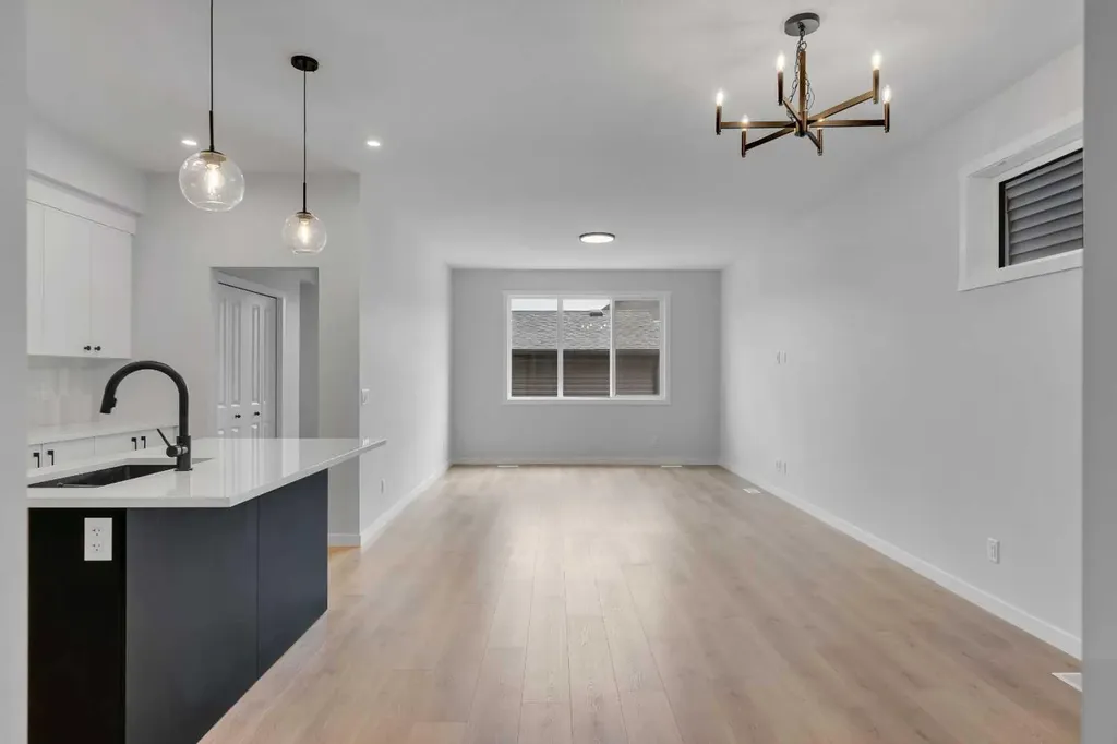 76 Heirloom Drive SE Calgary AB T3M 2M6