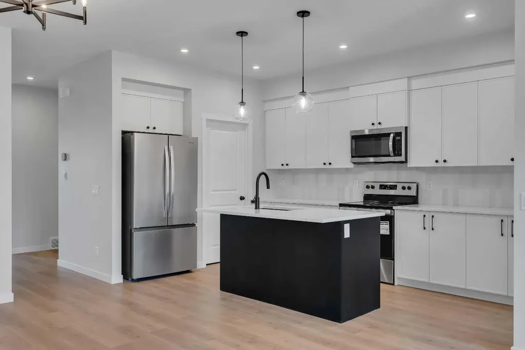 76 Heirloom Drive SE Calgary AB T3M 2M6