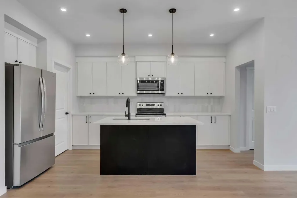 76 Heirloom Drive SE Calgary AB T3M 2M6