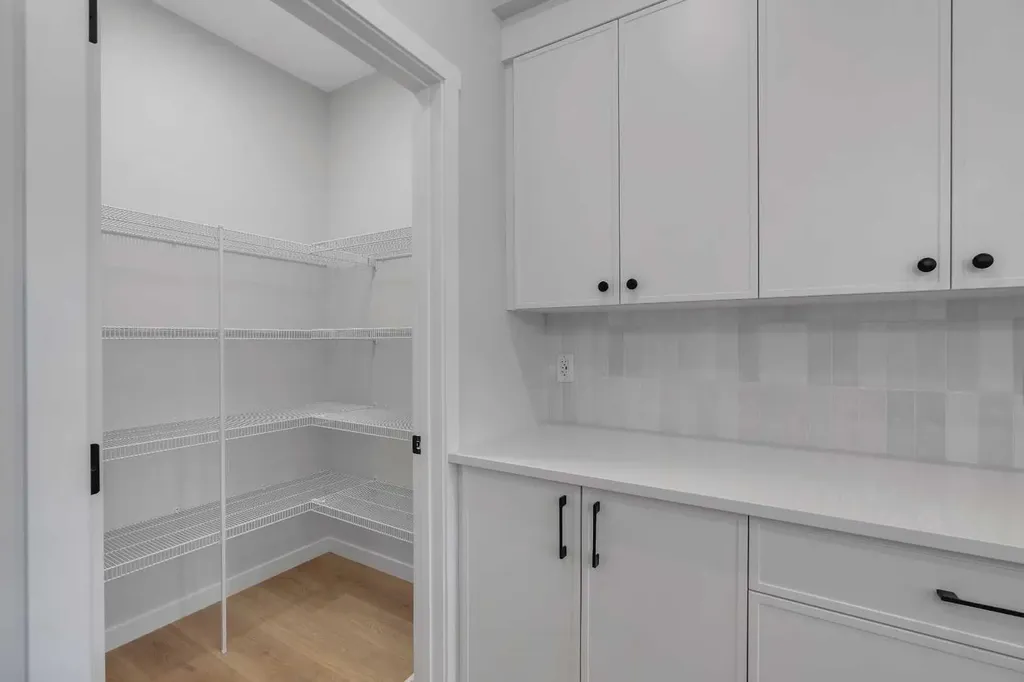76 Heirloom Drive SE Calgary AB T3M 2M6