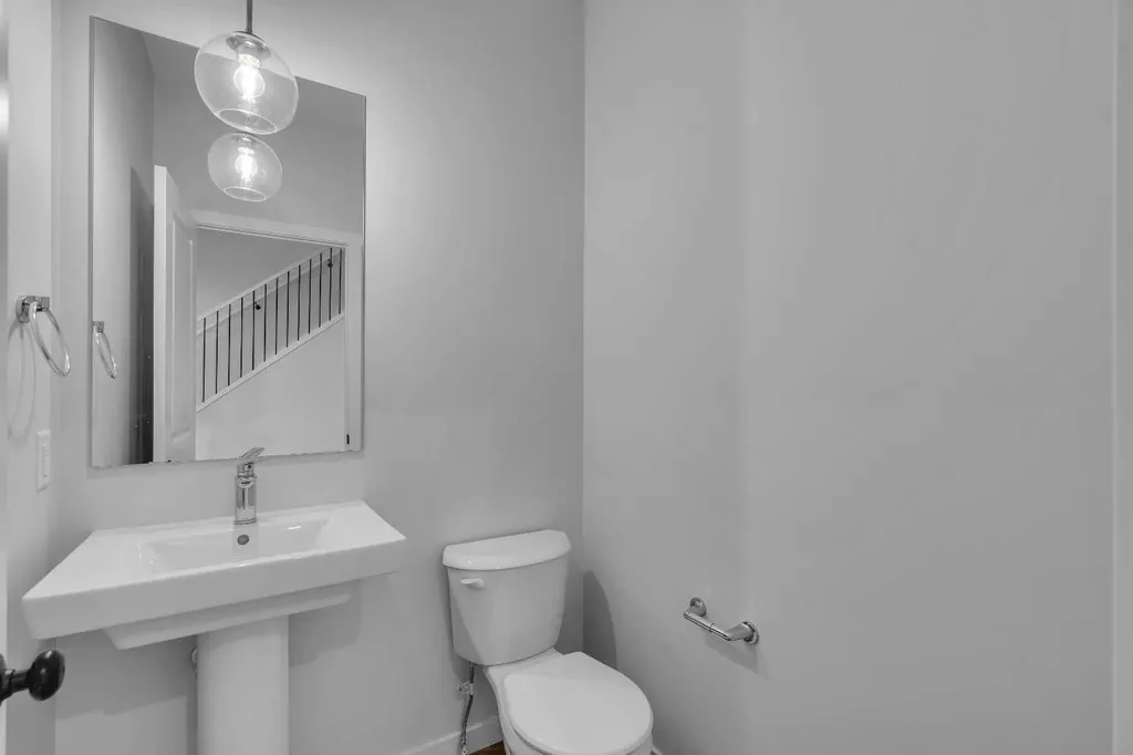76 Heirloom Drive SE Calgary AB T3M 2M6
