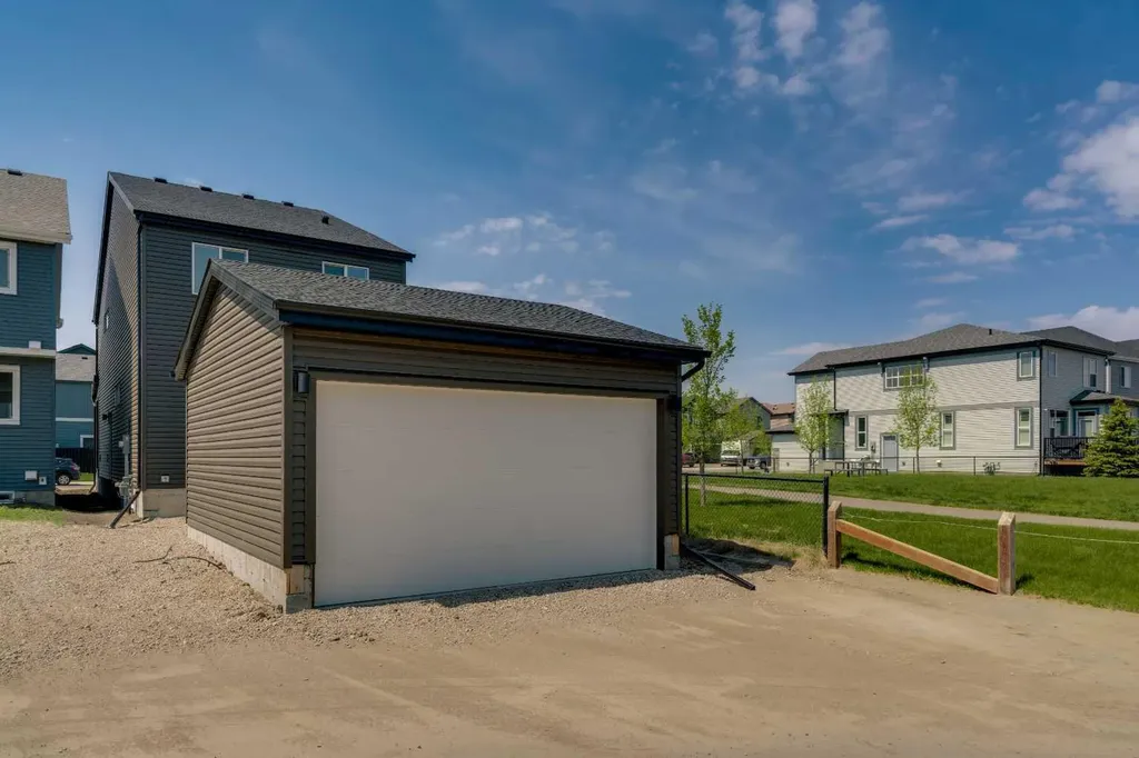 76 Heirloom Drive SE Calgary AB T3M 2M6