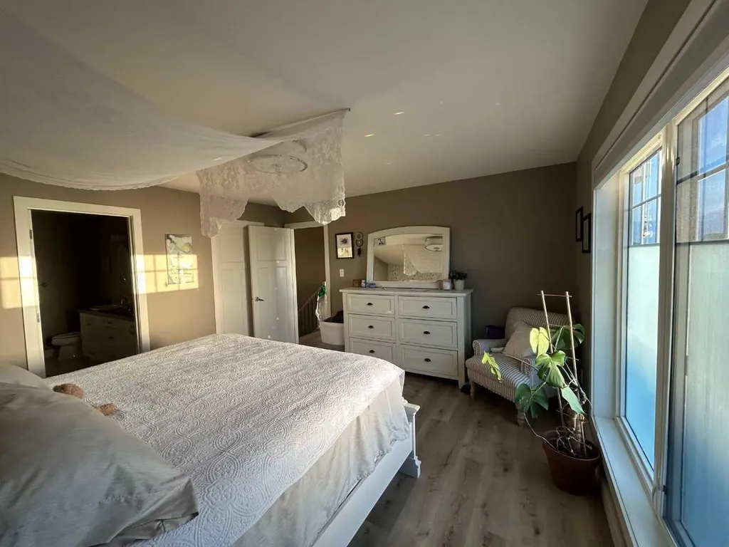 802 Keystone Meadows W Lethbridge AB T1J 4S7