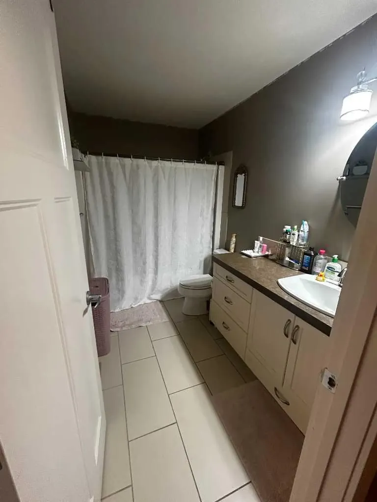 802 Keystone Meadows W Lethbridge AB T1J 4S7
