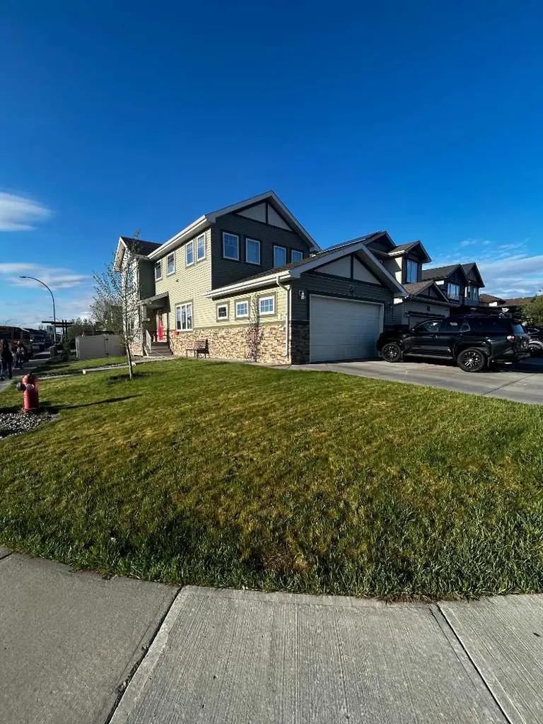 802 Keystone Meadows W Lethbridge AB T1J 4S7