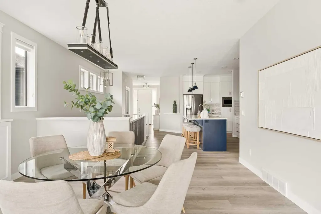 123 Crestridge Hill SW Calgary AB T3B 6H1