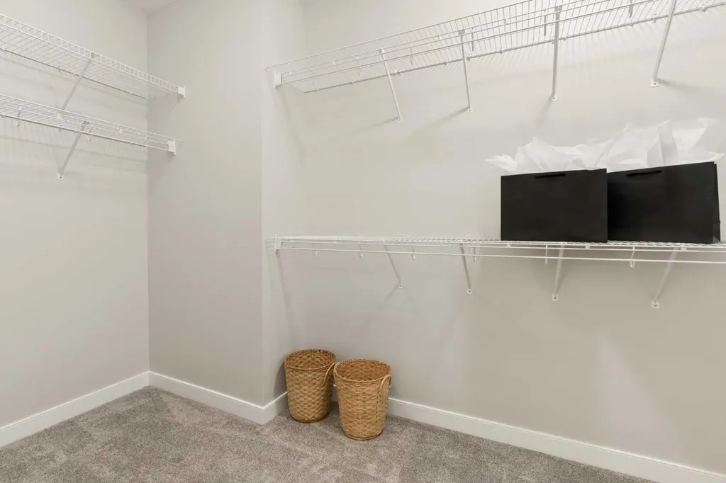 123 Crestridge Hill SW Calgary AB T3B 6H1